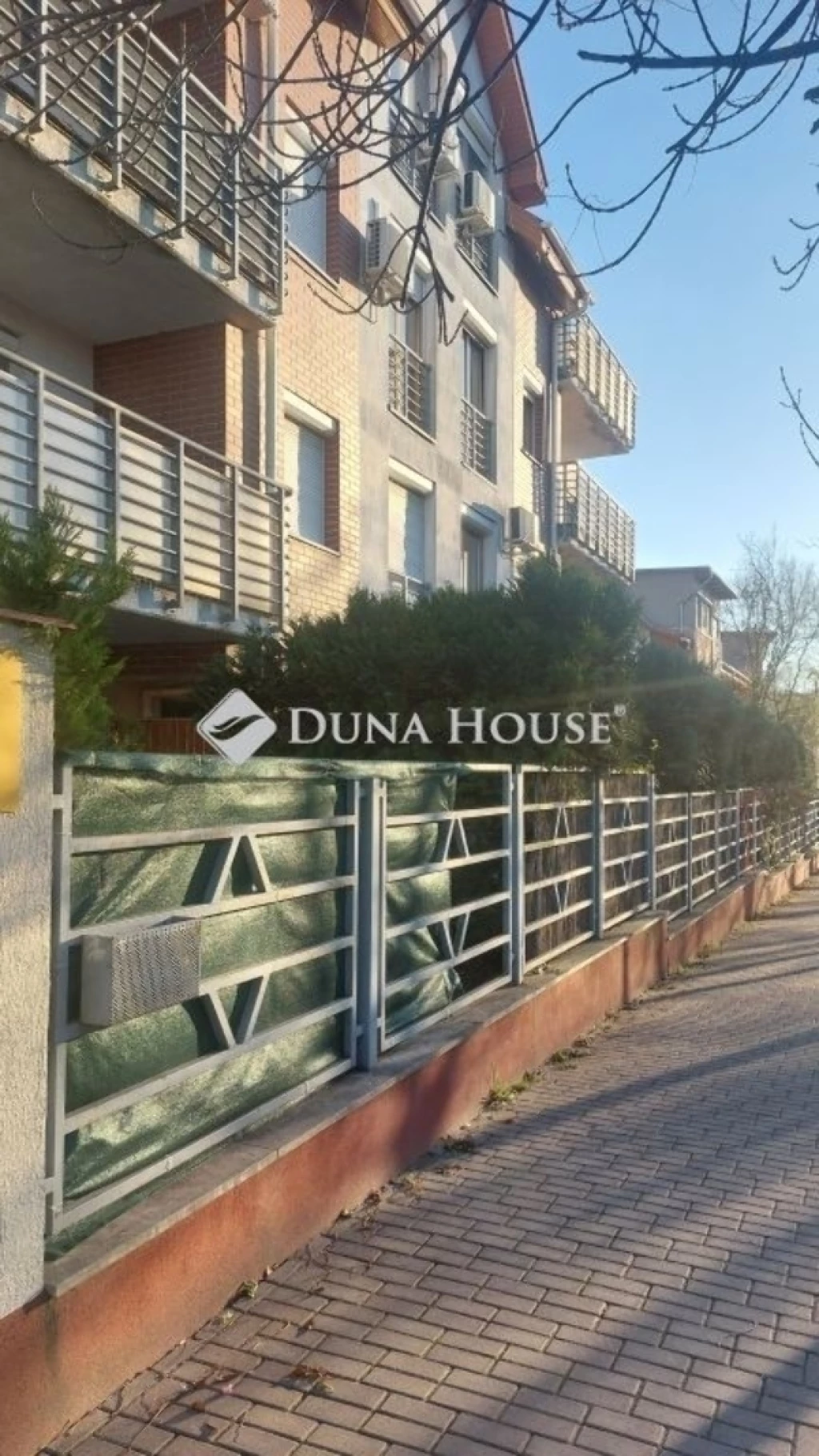 For sale brick flat, Budapest XVIII. kerület, Lónyaytelep