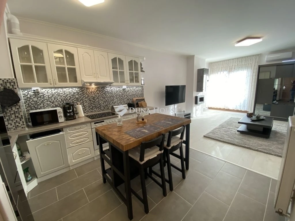 Eladó lakás, Budapest 3. ker.