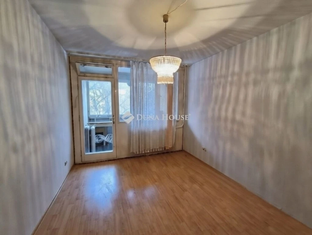 c3-1-name c2-20-name, Budapest III. kerület, Békásmegyeri lakótelep Duna felől