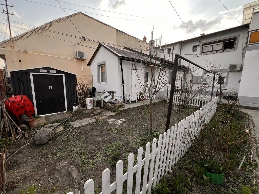 c3-1-name c2-5-name, Budapest XXII. kerület, Csap utca