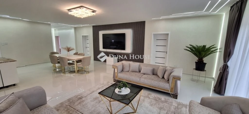 c3-1-name c2-1-name, Budakalász