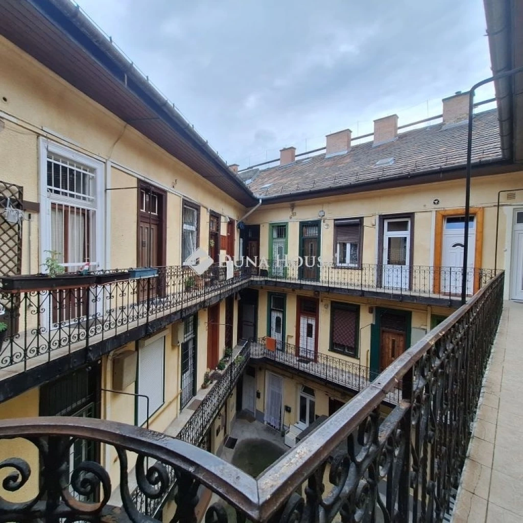 Eladó lakás, Budapest 8. ker.