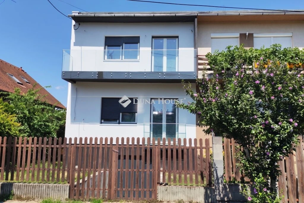 Eladó ház, Budapest 14. ker.