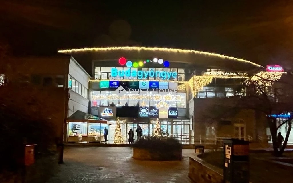 Eladó Üzlethelyiség, Budapest 2. ker.