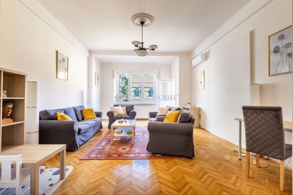 Eladó lakás, Budapest 2. ker.
