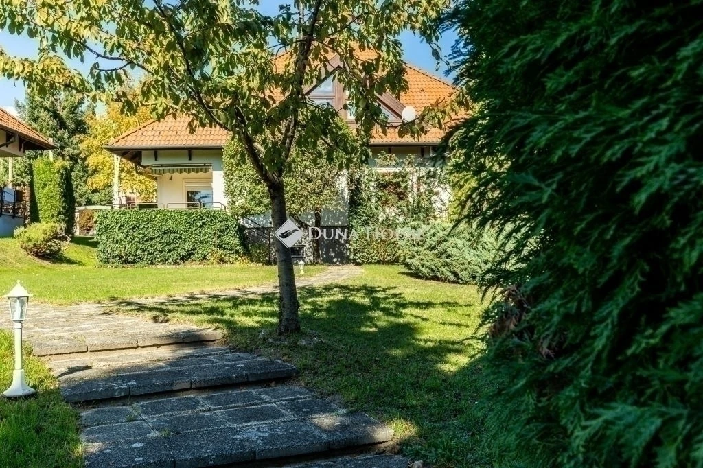 Eladó ház, Budapest 2. ker.