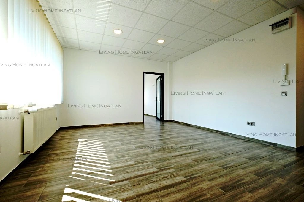 For rent office, office block, Szentendre