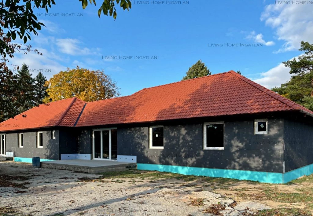 Csobánkán új építésű ikerházfél eladó