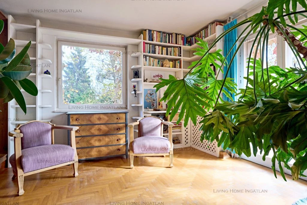 Solymár panorámás részén családi ház eladó