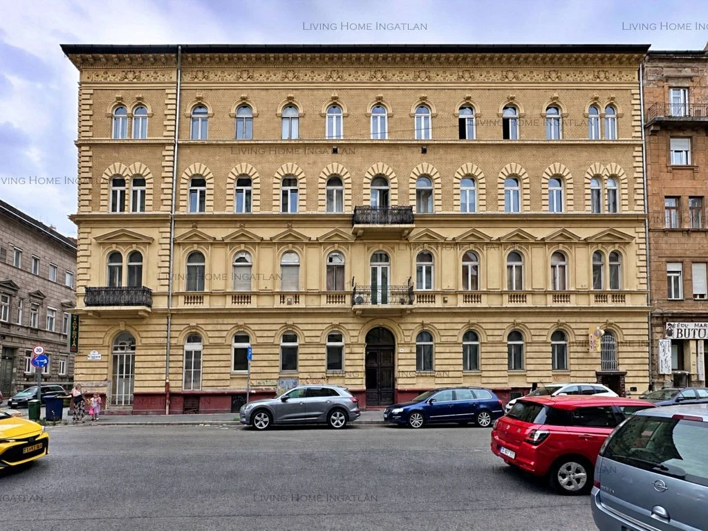 VIII. kerületben felújított lakás eladó