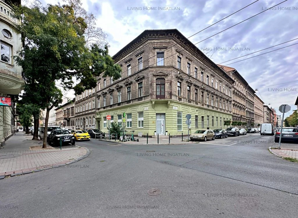 VII. Nefelejcs utcában felújítandó lakás eladó