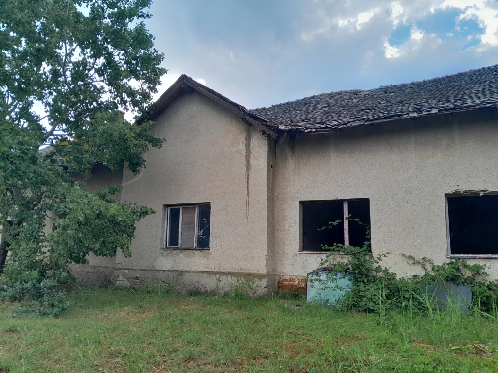 For sale grange, Kecskemét, Városföld