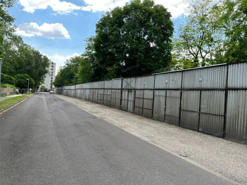 Kiadó garázs Kecskemét